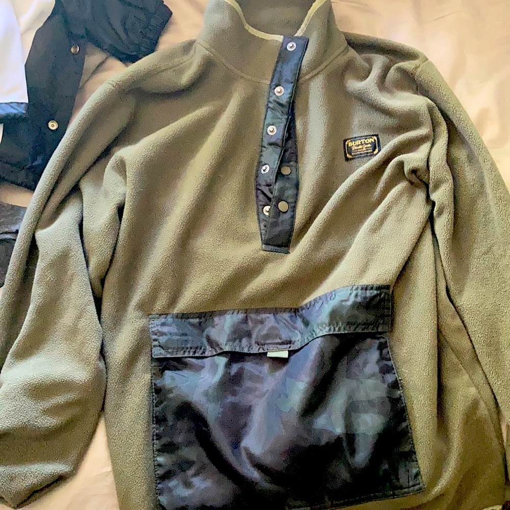Burton Fleece Anorak with camp front pocket